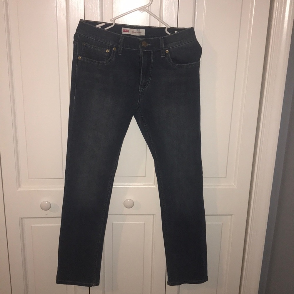 Levi’s dark wash jeans